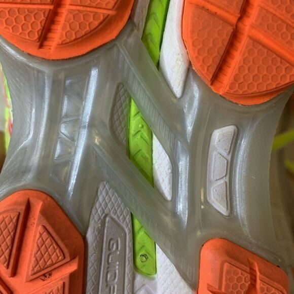 ASICS, ladies GT 2000, dynamic duo max running shoes, size 6.5 - Picture 10 of 13